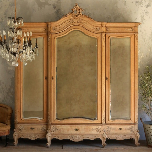 desireesarmoire